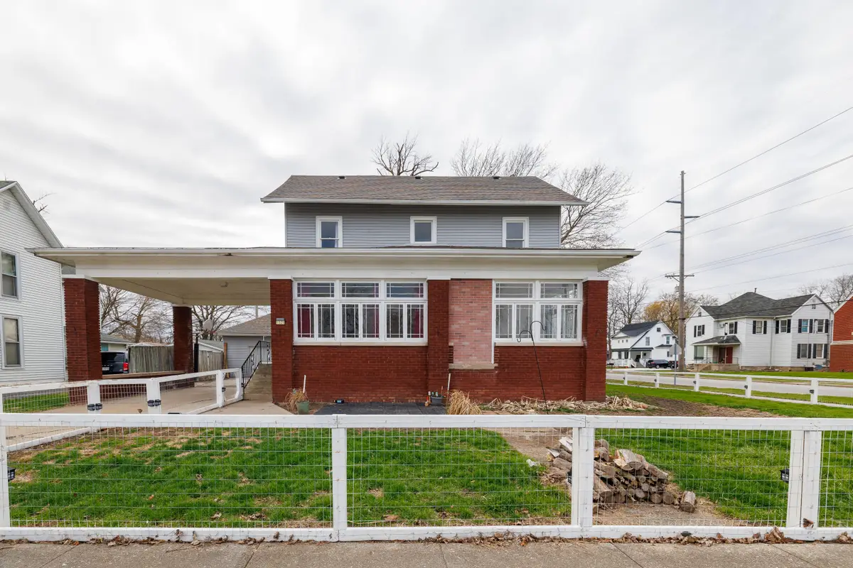 102 S Newton Street, Goodland, IN 47948 - #1