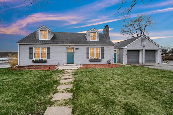 1234 River Terrace, Hobart, IN 46342