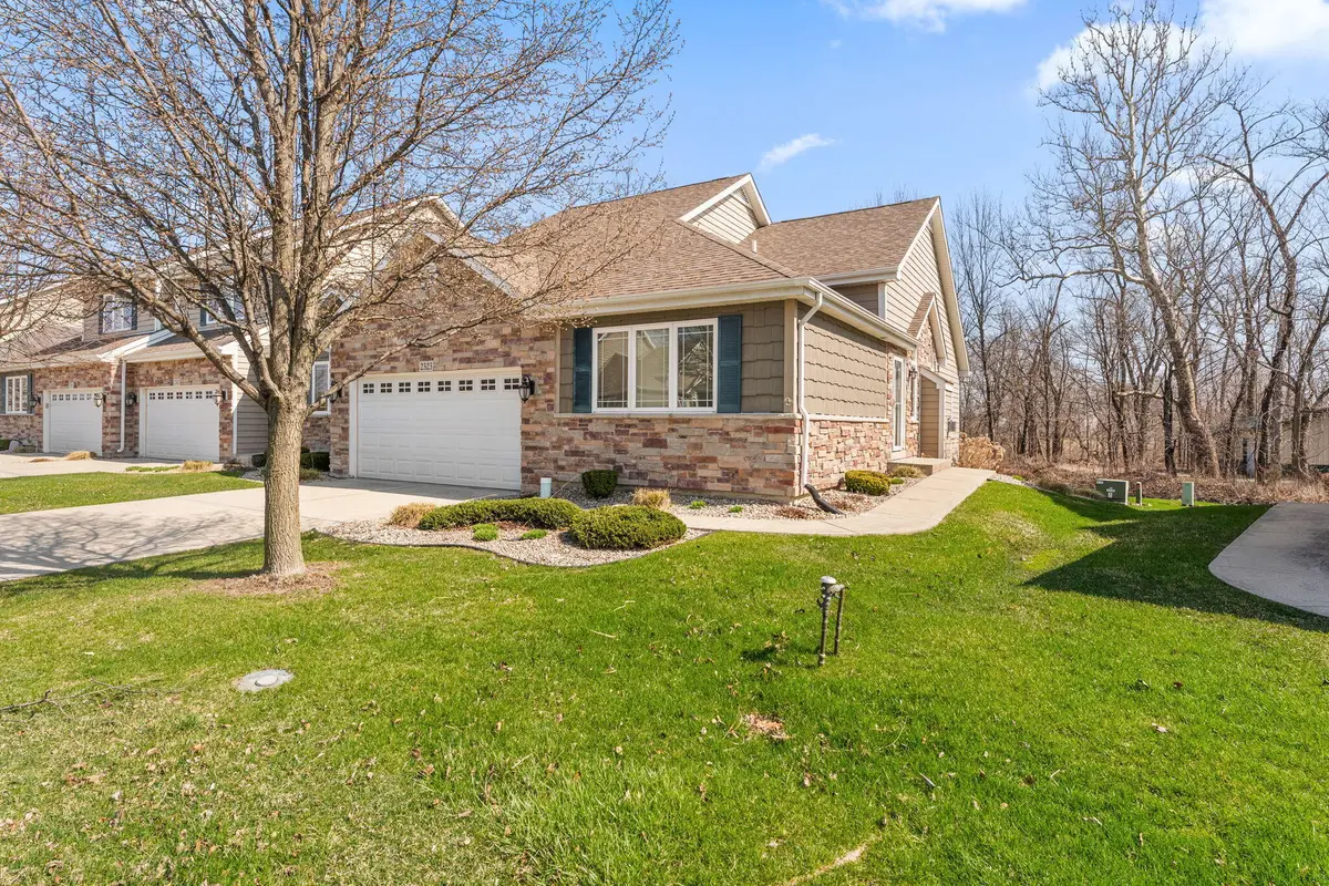 2323 Legend Circle E, Chesterton, IN 46304 - #1
