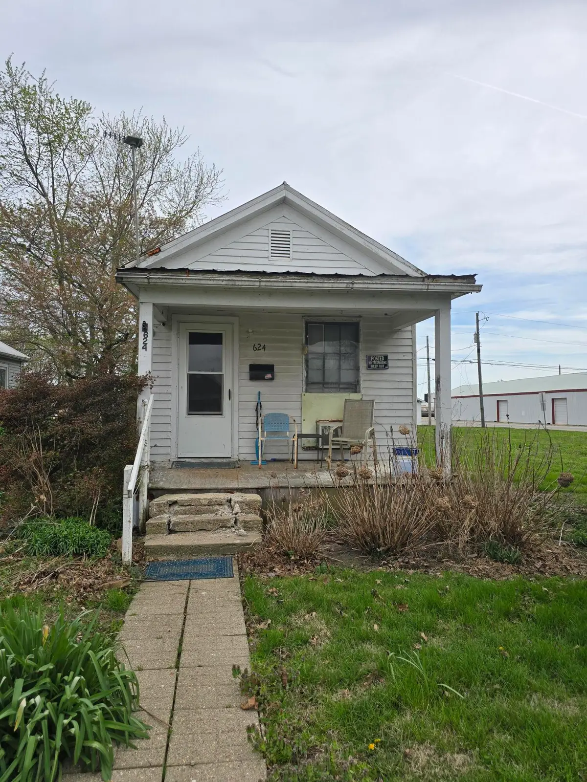624 W 6th Street, Mount Vernon, IN 47620 - #1