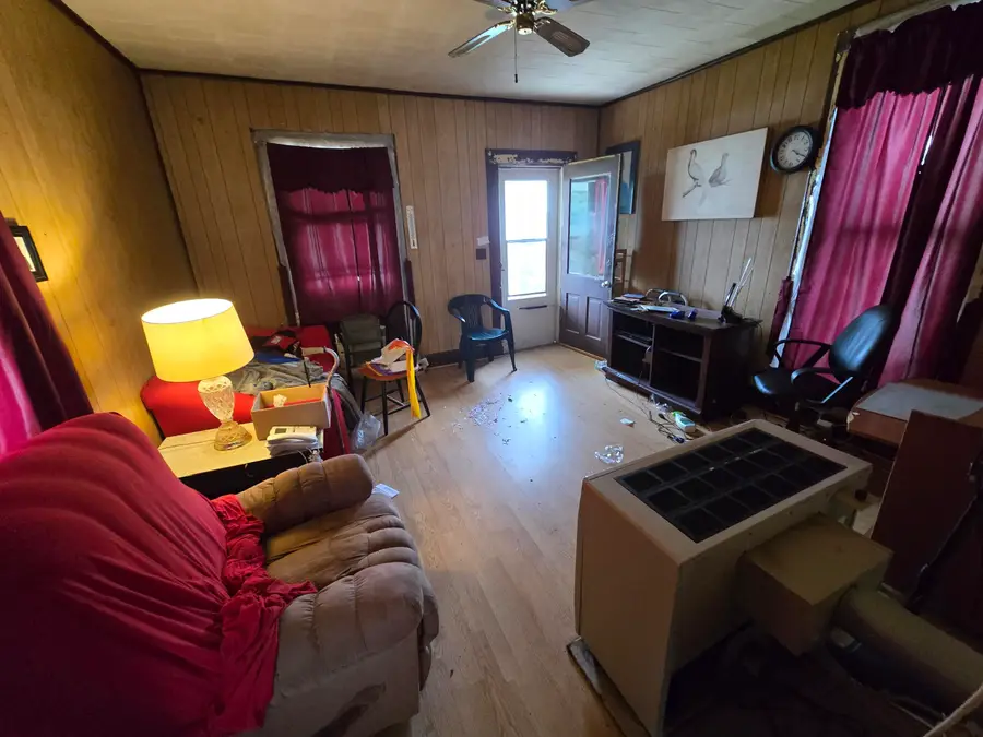 624 W 6th Street, Mount Vernon, IN 47620 - #2