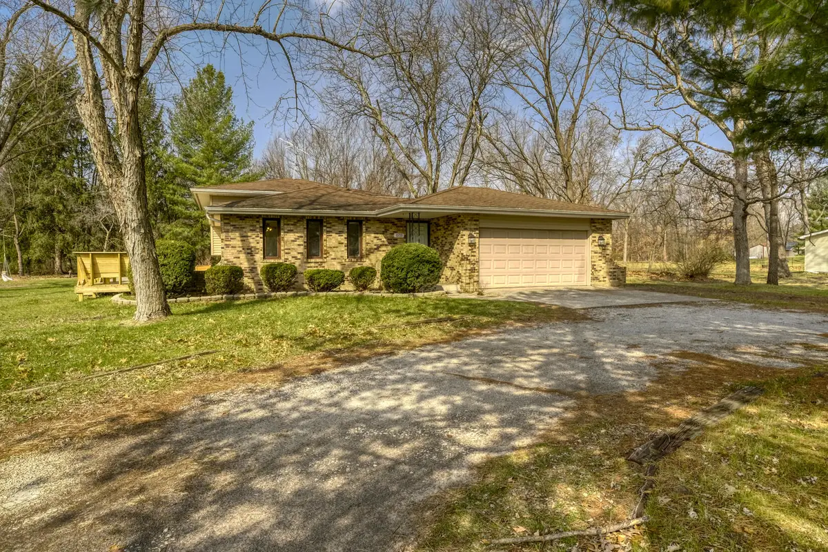 10720 N 1100 W, Demotte, IN 46310 - #1