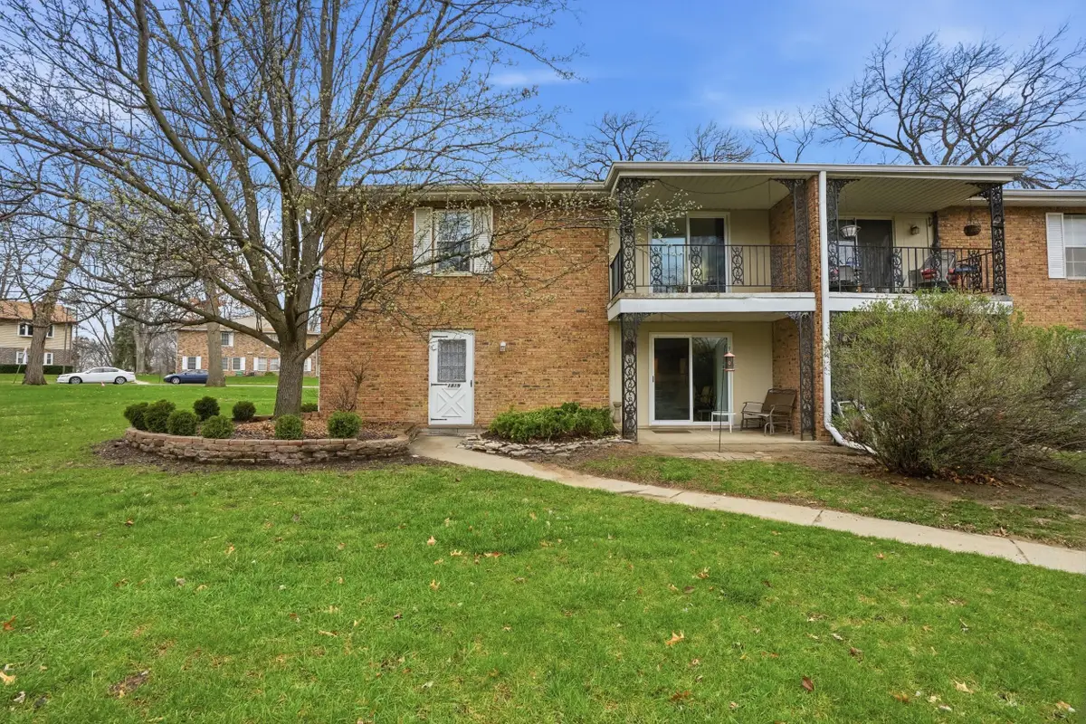 1819 Burgundy Street, Schererville, IN 46375 - #1