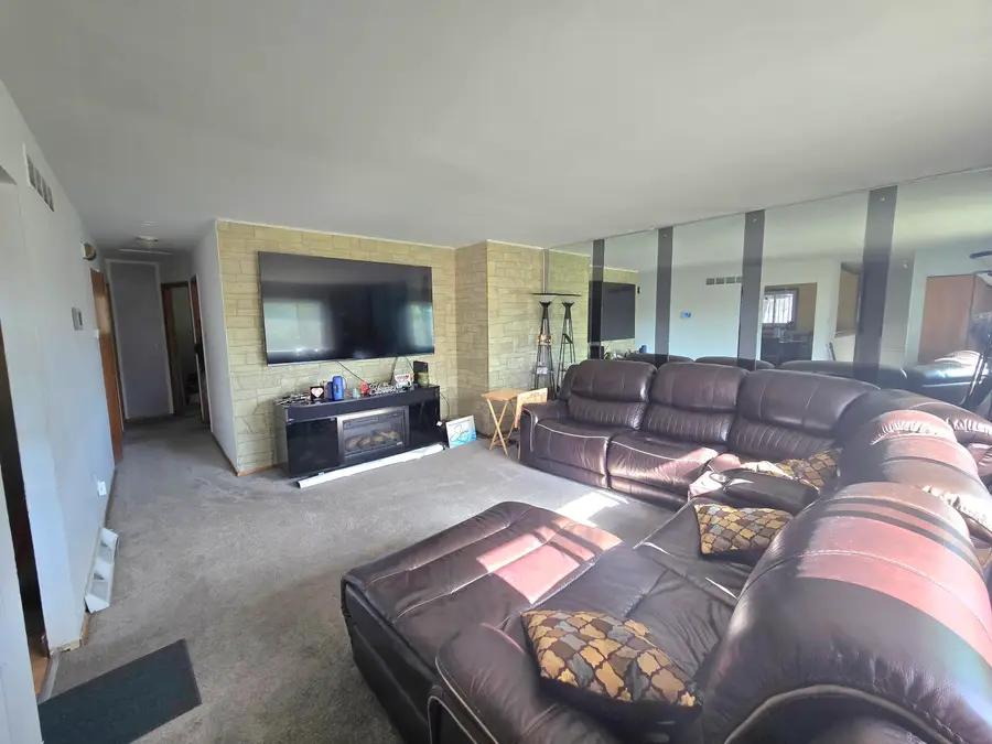 3340 W 20th Avenue, Gary, IN 46404 - #3