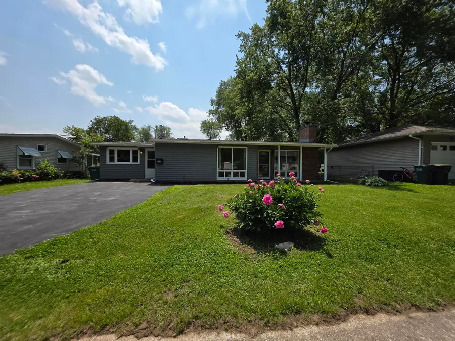 202 Randle Street, Valparaiso, IN 46383 - #2