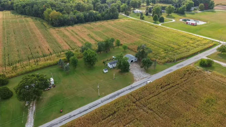 15811 County Rd West 200 N, Medaryville, IN 47957 - #2