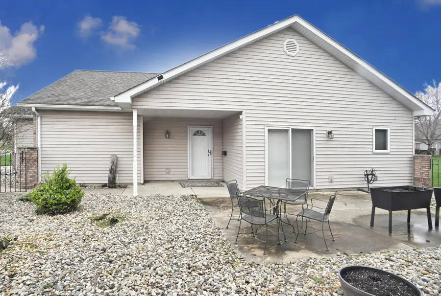 192 Heather Lane, Hobart, IN 46342 - #2