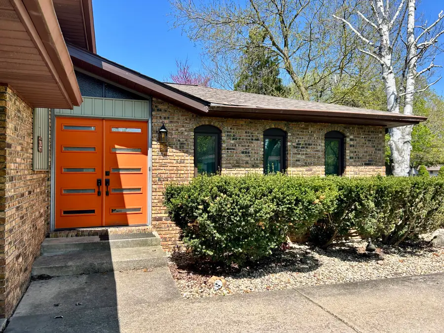 1752 Greenview Street, Valparaiso, IN 46383 - #2