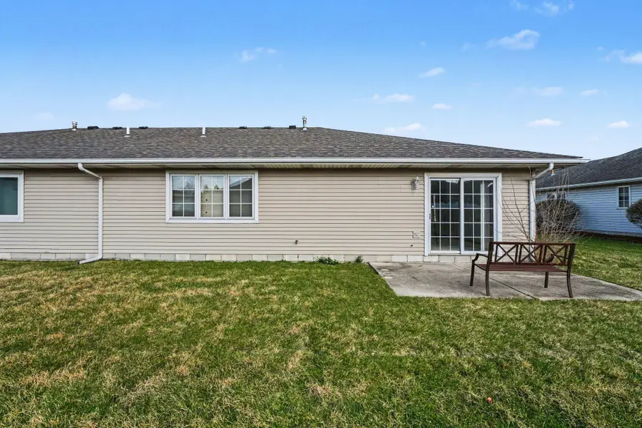 950 Blue Jay Way, Dyer, IN 46311 - #2