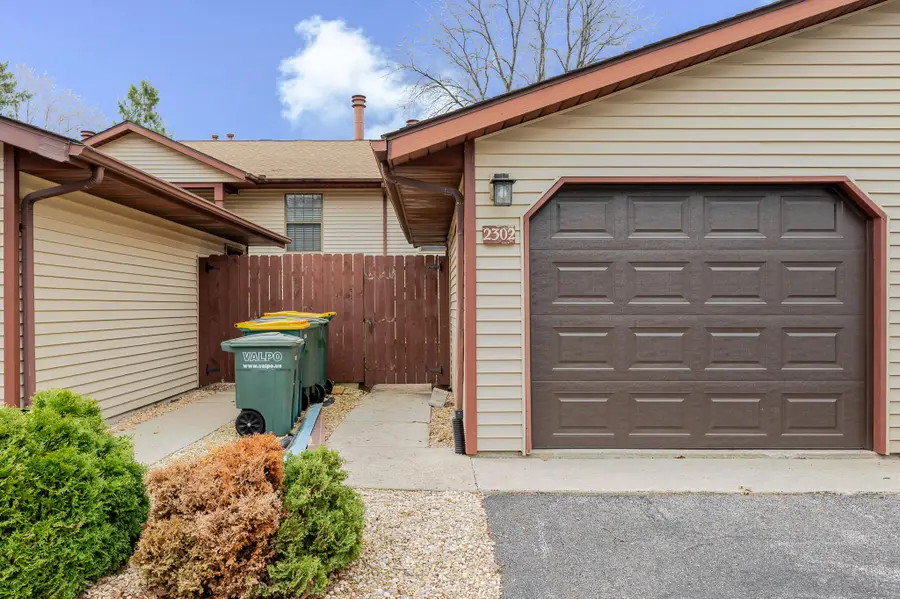 2302 Yorktowne Drive, Valparaiso, IN 46383 - #3