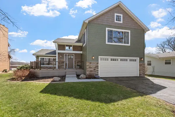 1994 Hidden Valley Drive, Crown Point, IN 46307