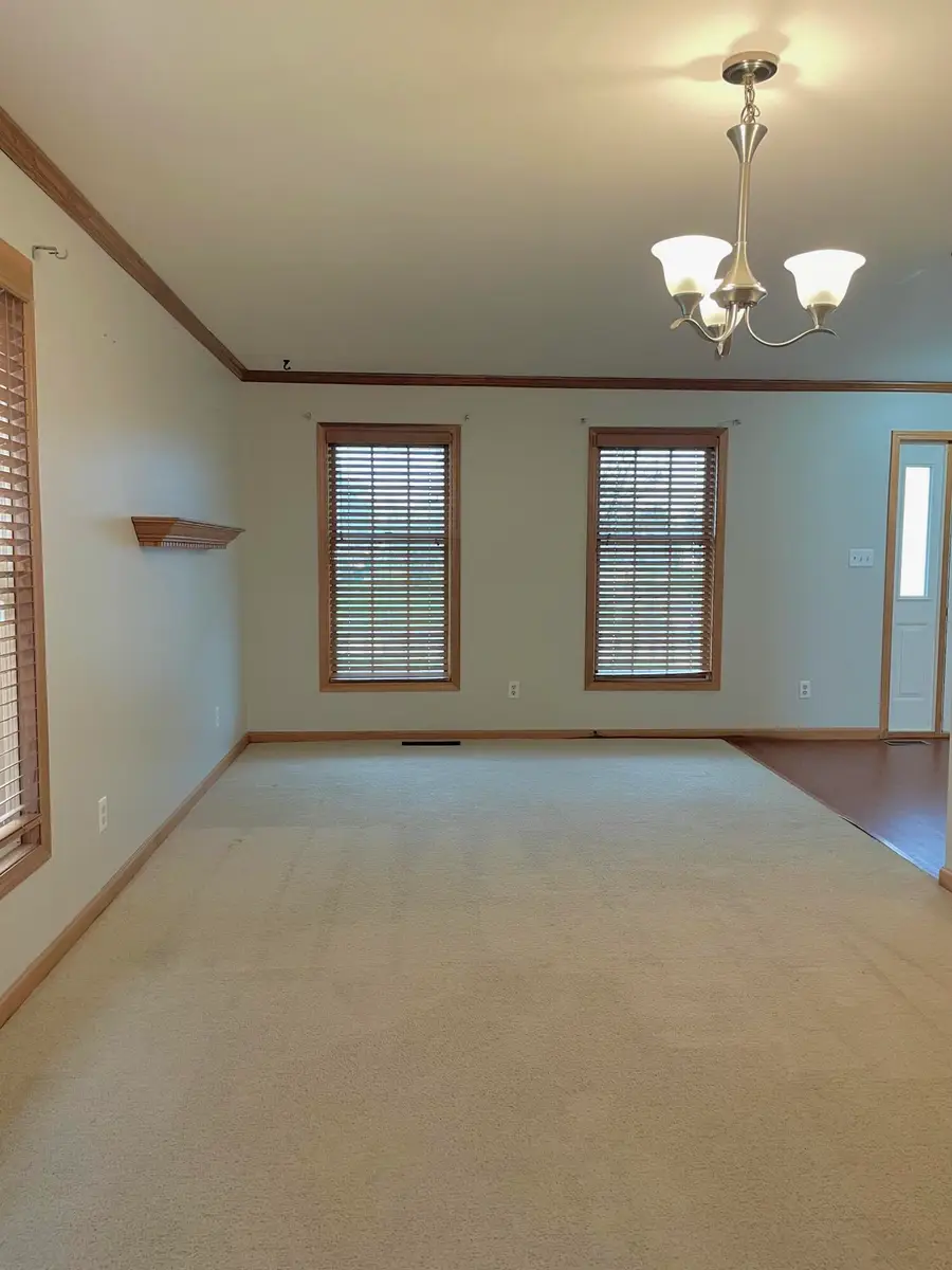 925 W 89th Place, Merrillville, IN 46410 - #2