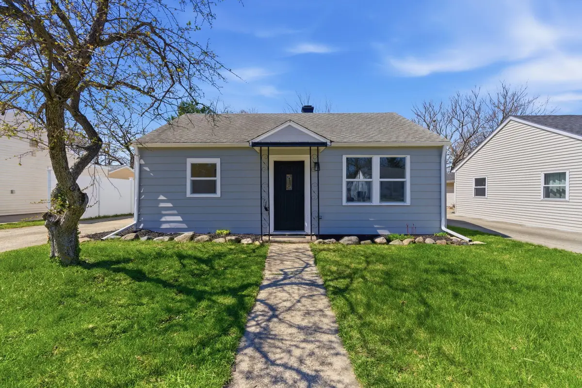 207 Harrington Avenue, Crown Point, IN 46307 - #1
