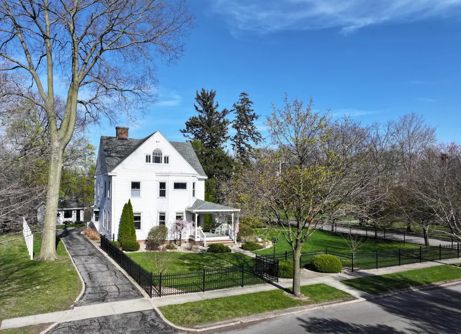 417 S Riverside Drive, Winamac, IN 46996 - #3