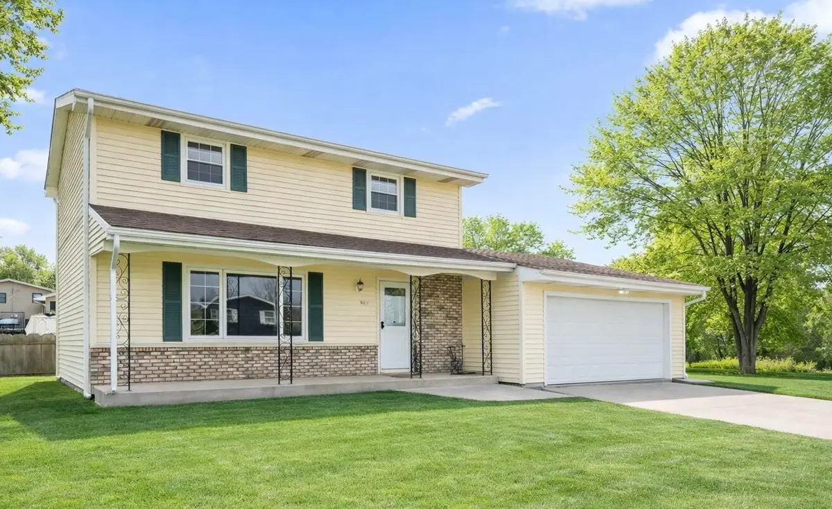 947 Iroquois Drive, Crown Point, IN 46307 - #1