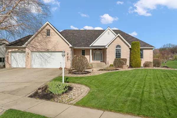 1552 Jade Boulevard, Valparaiso, IN 46385