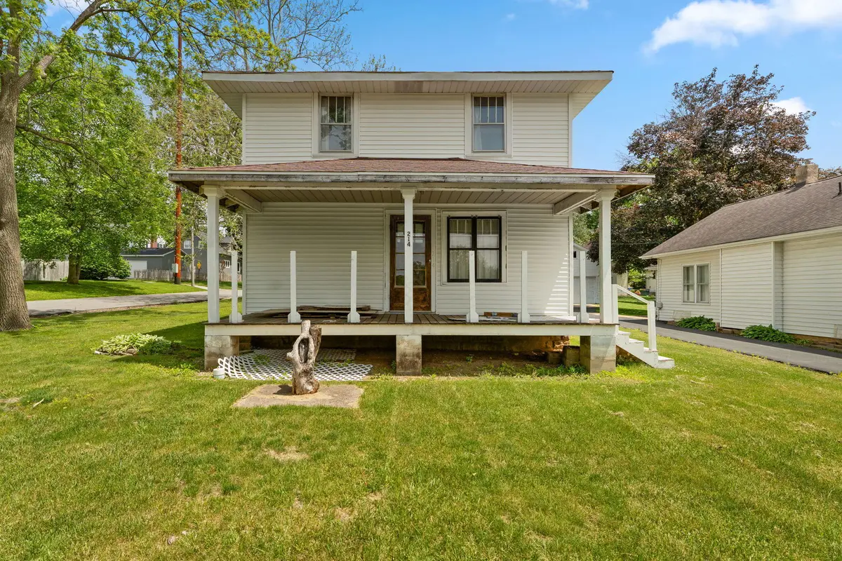 214 Center Street, Valparaiso, IN 46385 - #1