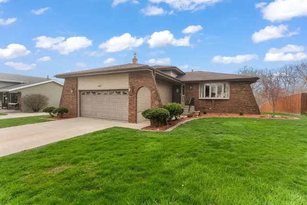 847 Appletree Drive, Schererville, IN 46375