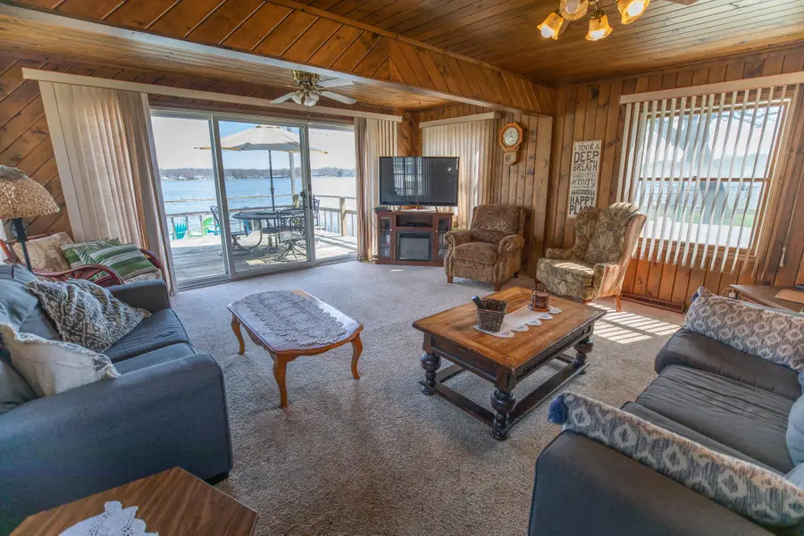 11155 E Pottawotomie Trail, Walkerton, IN 46574 - #2