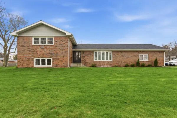 715 3rd Avenue Nw, DeMotte, IN 46310