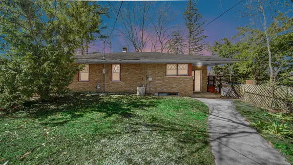 618 S Wisconsin Street, Hobart, IN 46342