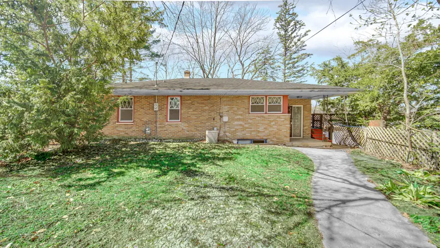 618 S Wisconsin Street, Hobart, IN 46342 - #2