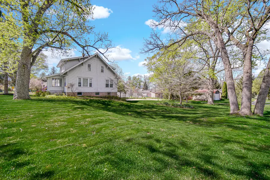 415 Elmhurst Street, Valparaiso, IN 46385 - #2