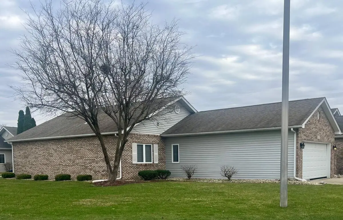 1649 Redbud Drive, Hobart, IN 46342 - #1