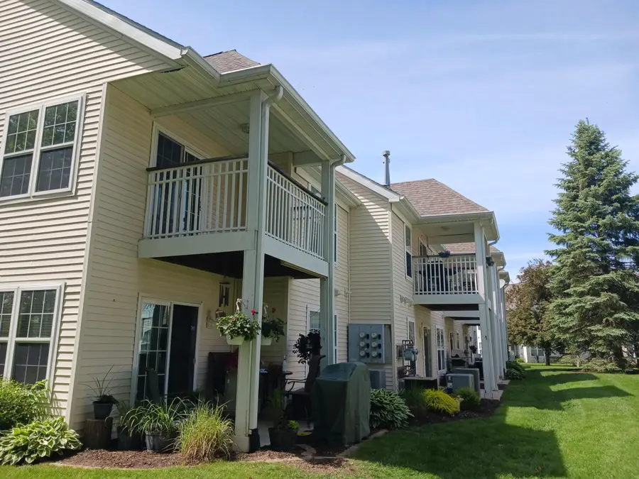 2908 Foggy Glen Drive #2908, Valparaiso, IN 46385 - #3