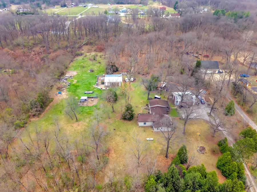 1250 E 900 N, Wheatfield, IN 46392 - #2