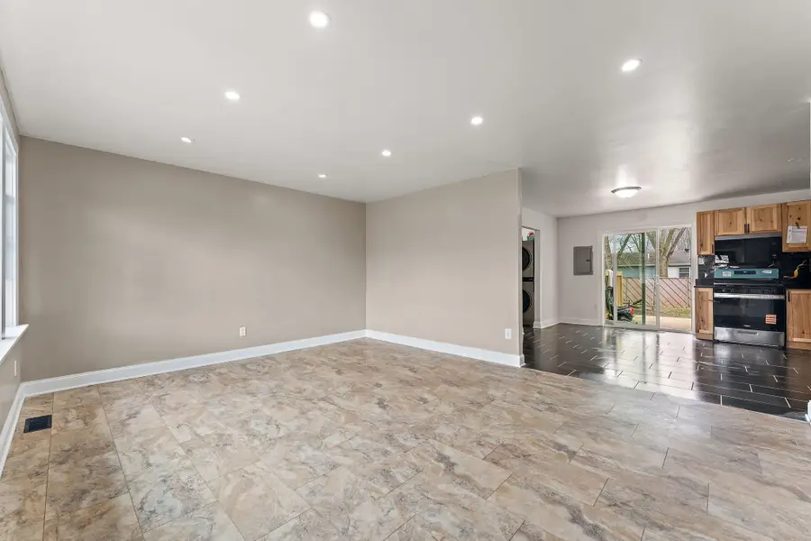 611 Old Forge Road, Valparaiso, IN 46385 - #3