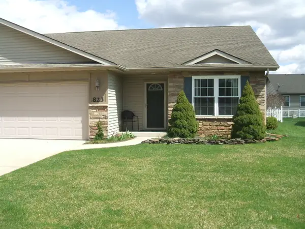 823 Daisy Circle Ne #6a, DeMotte, IN 46310