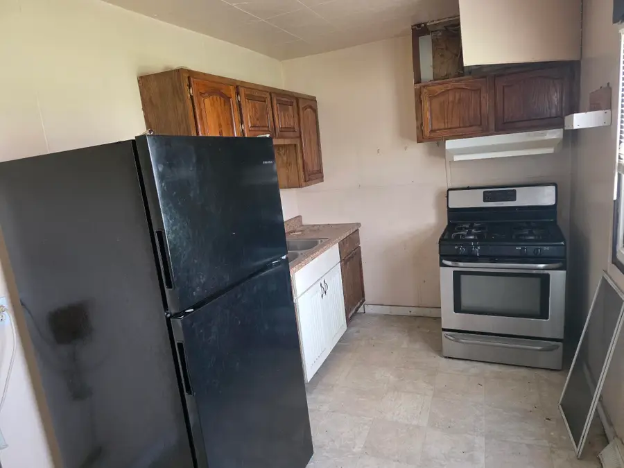 437 Fairmount Road, Kingsford Heights, IN 46346 - #2