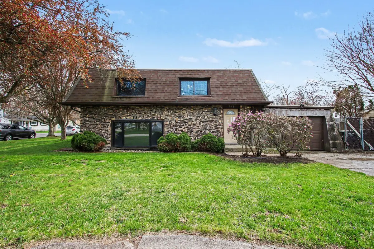 619 E 13th Street, Hobart, IN 46342 - #1