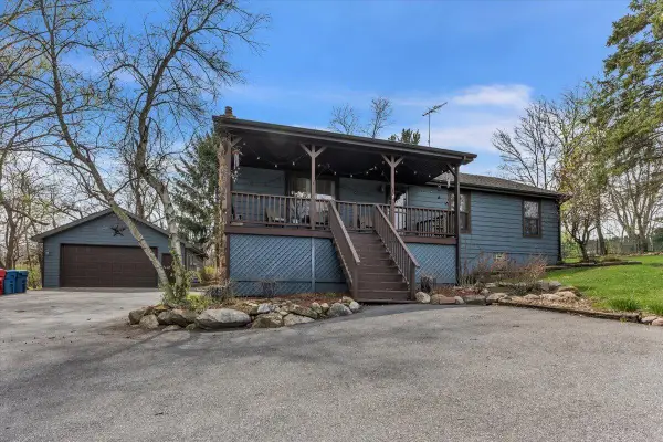 11011 W 129th Avenue, Cedar Lake, IN 46303