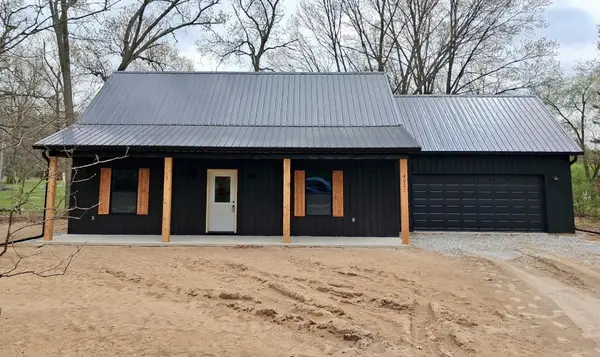 4021 E Porter Street, DeMotte, IN 46310