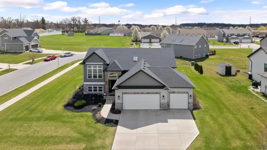 2729 W 83rd Avenue, Merrillville, IN 46410 - #3