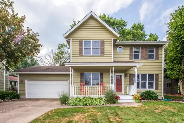 910 Read Drive, Chesterton, IN 46304