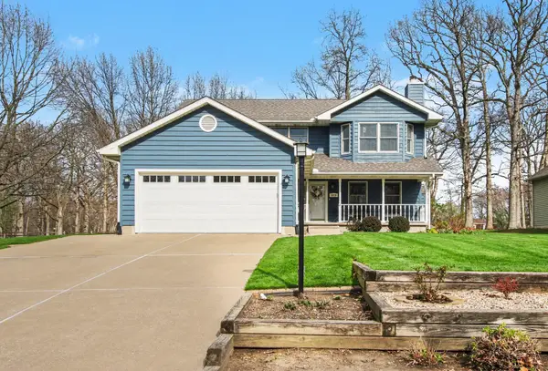 2019 Lakewood Place, Crown Point, IN 46307