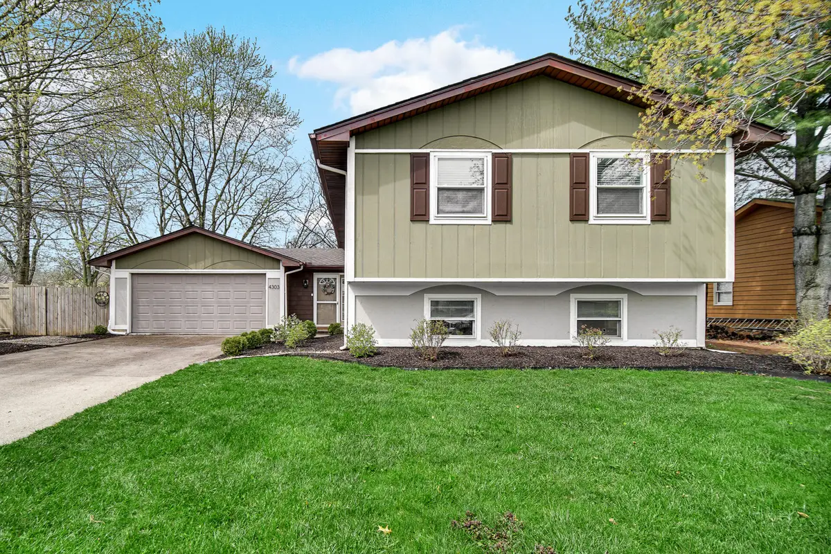 4303 Kingsdale Drive, Valparaiso, IN 46383 - #1
