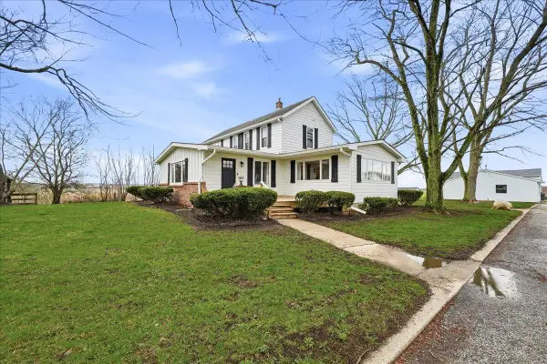 6411 E 129th Avenue, Crown Point, IN 46307