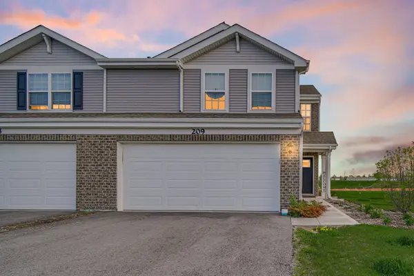 209 Aviana Avenue, Hobart, IN 46342