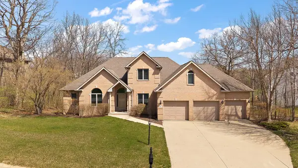 363 Tremont Lane, Valparaiso, IN 46385