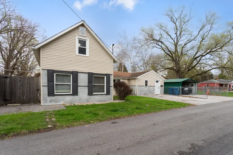656 S 4th Street, Chesterton, IN 46304 - #2