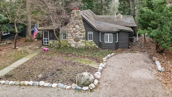 3809 Manawa Lane, Michiana Shores, IN 46360