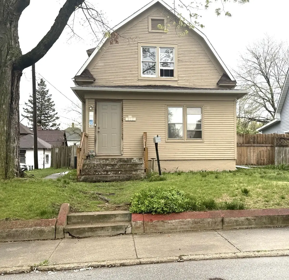 118 Dewey Street, Michigan City, IN 46360 - #1