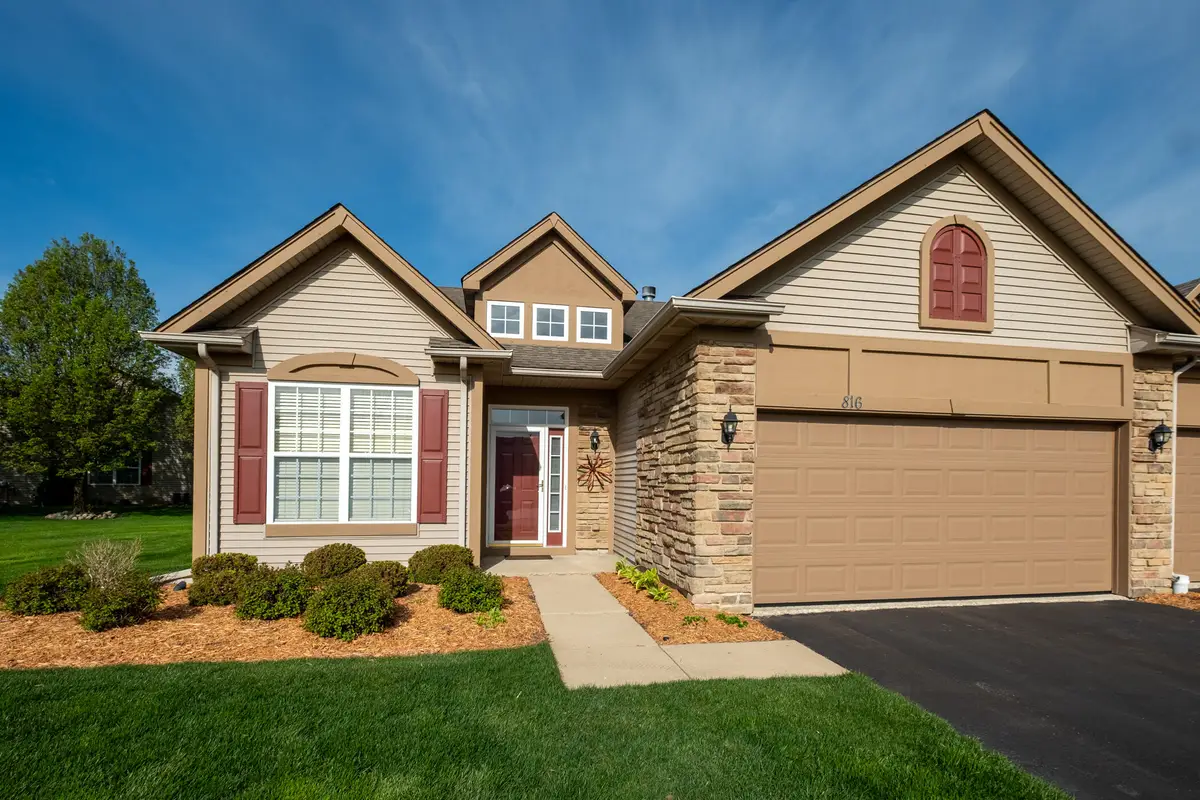 816 Charlevoix Way, Schererville, IN 46375 - #1