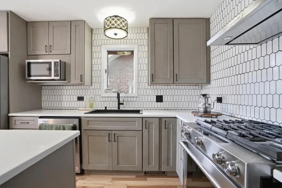 1431 Lake Avenue, Whiting, IN 46394 - #3