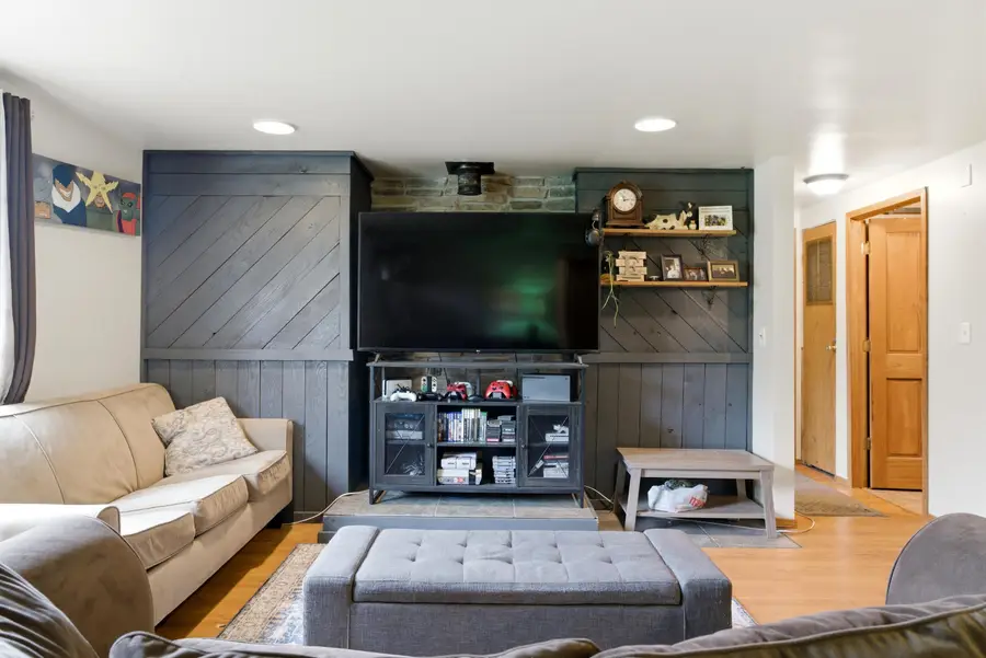 17333 N 700 W, Hebron, IN 46341 - #2