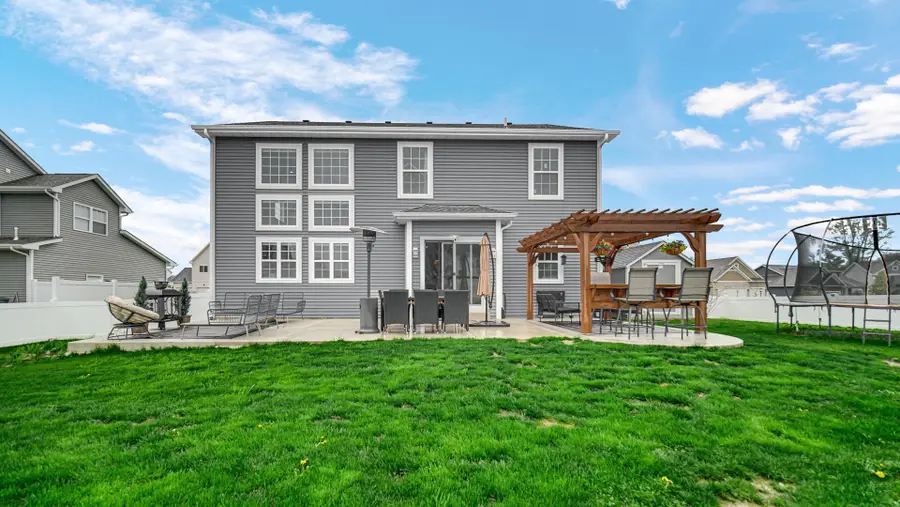 2207 Mary Lane, Valparaiso, IN 46383 - #3